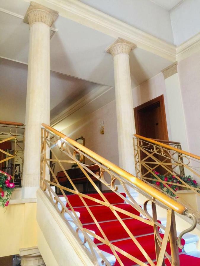 Hotel La Loggia Mestrino Bagian luar foto